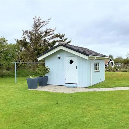 Holiday home Svenn - 400m From The Sea By Interhome