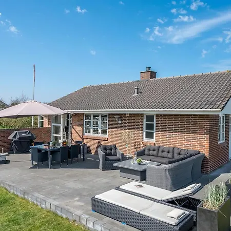 Vakantiehuis Svenn - 400m From The Sea By Interhome Blåvand