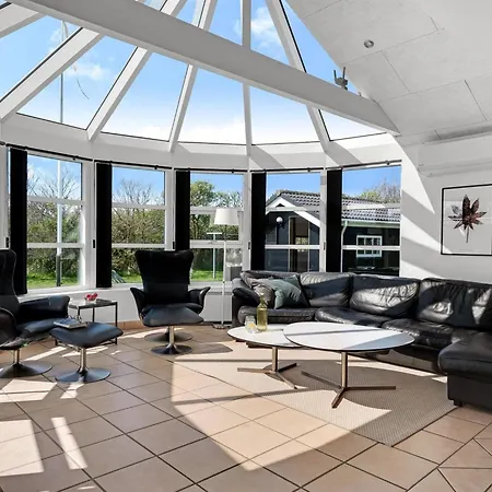 Vakantiehuis Svenn - 400m From The Sea By Interhome Blåvand