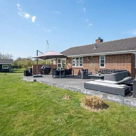 Vakantiehuis Svenn - 400m From The Sea By Interhome Blåvand